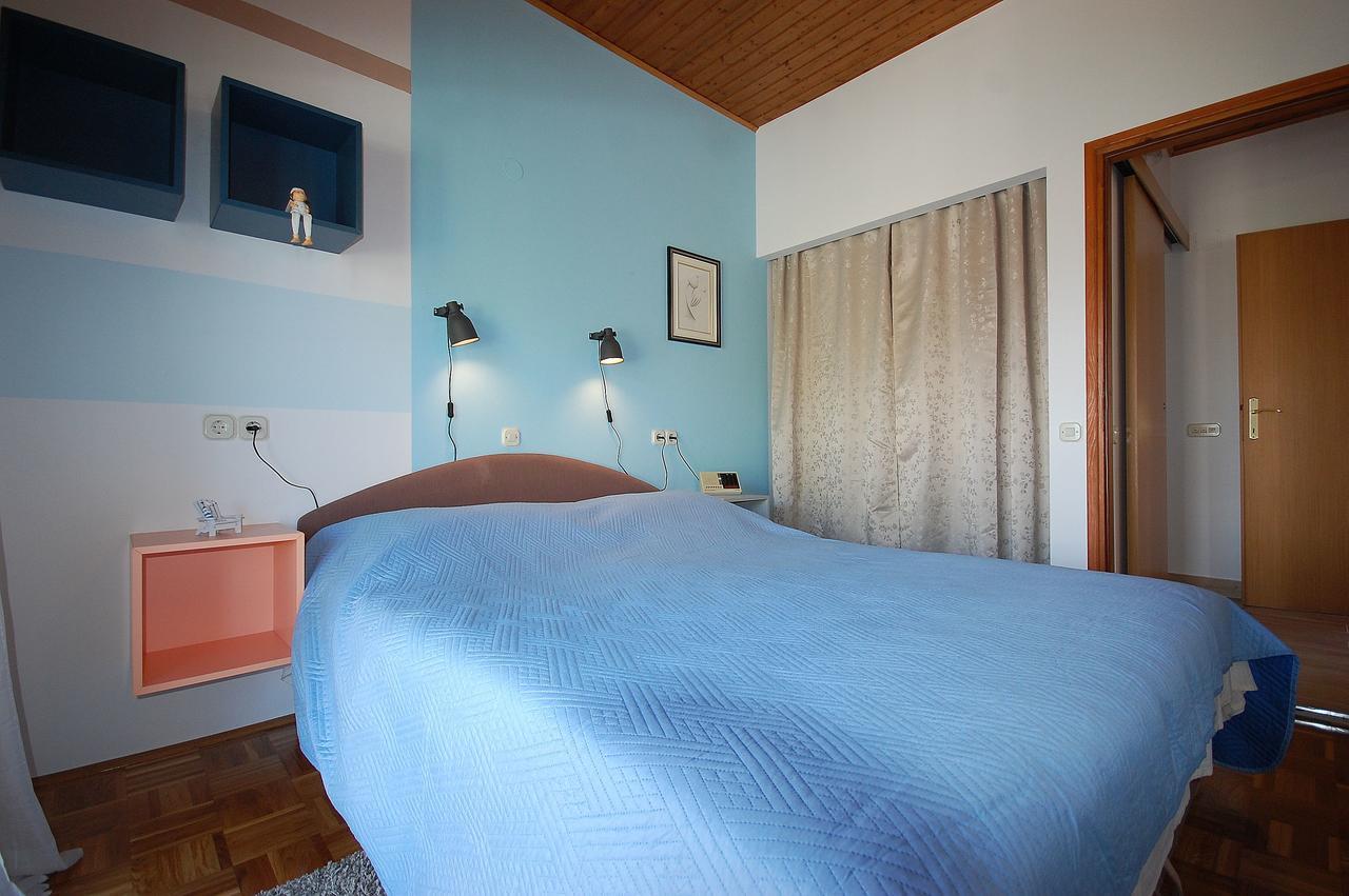 Apartment Bedenikovic By El-Pi Tours Malinska Ngoại thất bức ảnh