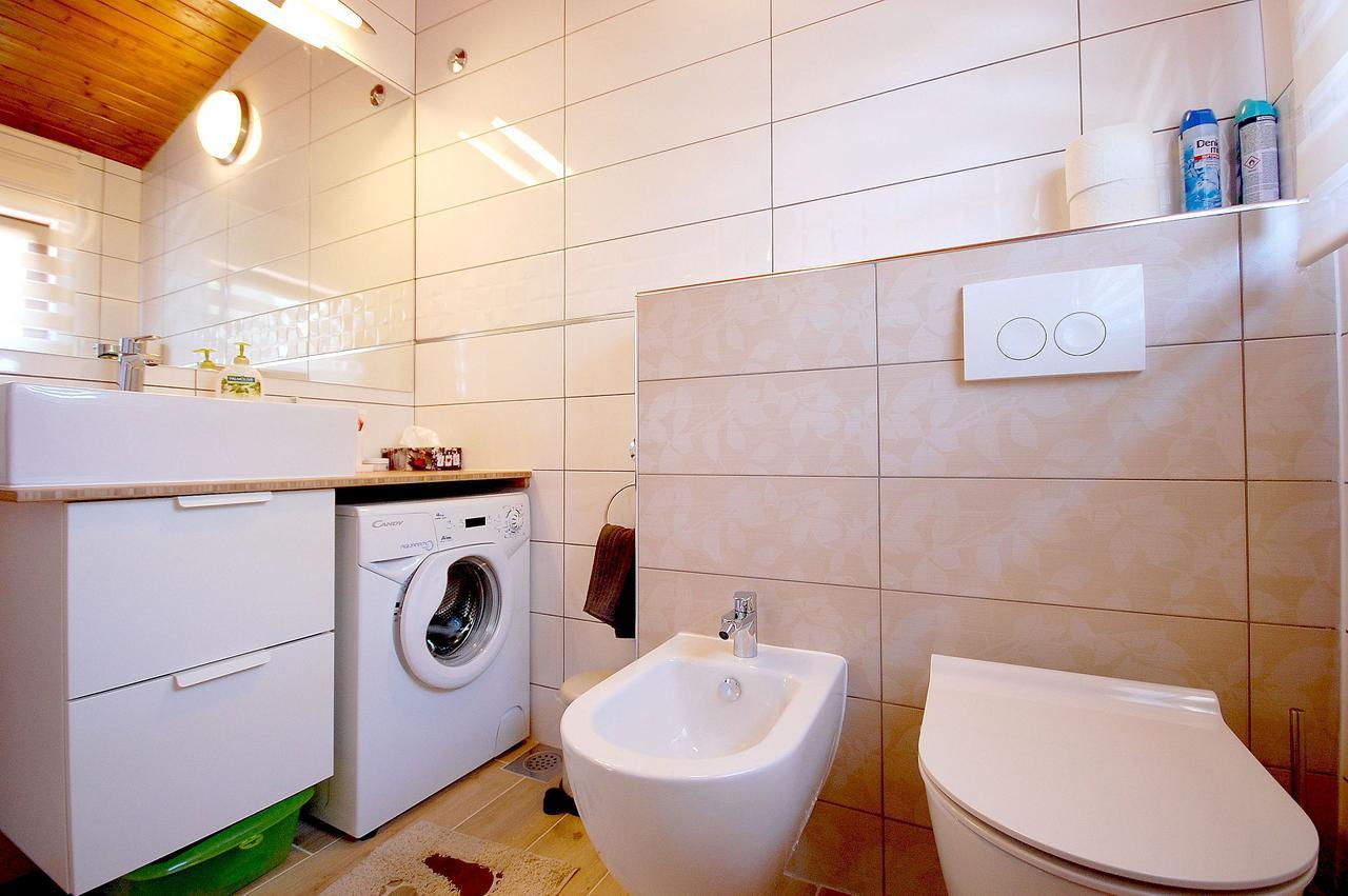 Apartment Bedenikovic By El-Pi Tours Malinska Ngoại thất bức ảnh