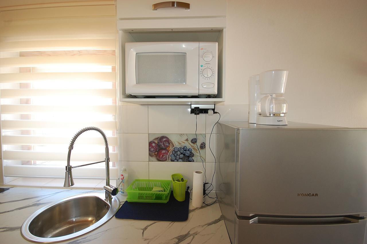 Apartment Bedenikovic By El-Pi Tours Malinska Ngoại thất bức ảnh